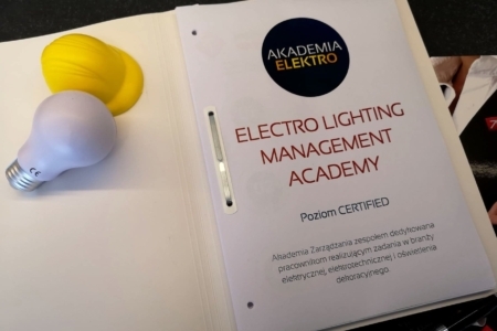 www.akademia-elektro.pl